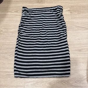 Banana Republic Black and Gray Pencil Skirt